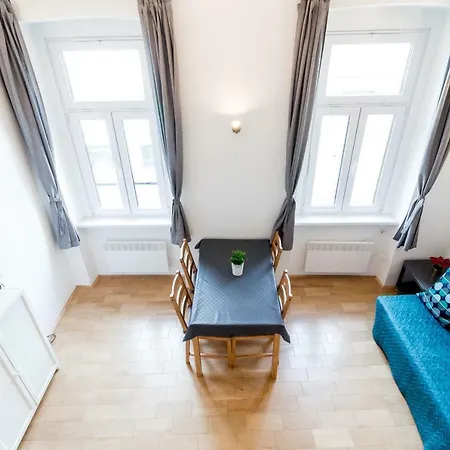 Flexible Selfcheckins 13 & 14 - Le Petit & Le Grand Zagreb - Centre - New - Apartments Repinc Exterior photo