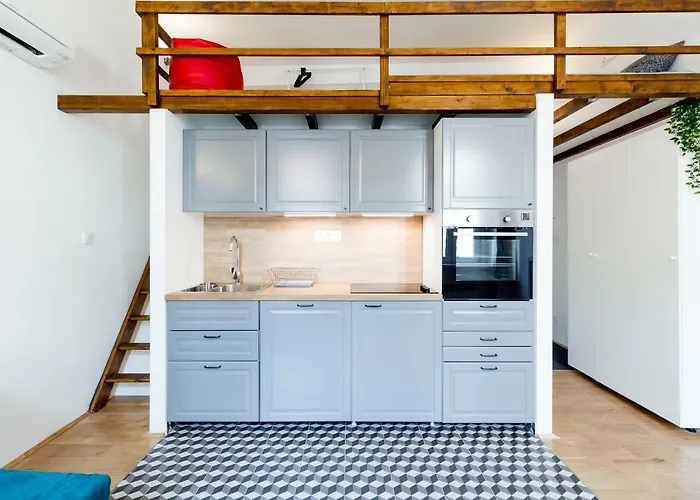 Flexible Selfcheckins 13 & 14 - Le Petit & Le Grand Zagreb - Centre - New - Apartments Repinc